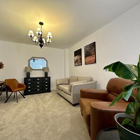 Clover Lodge Portsmouth Luxury Home With Off Road Free Parking エクステリア 写真