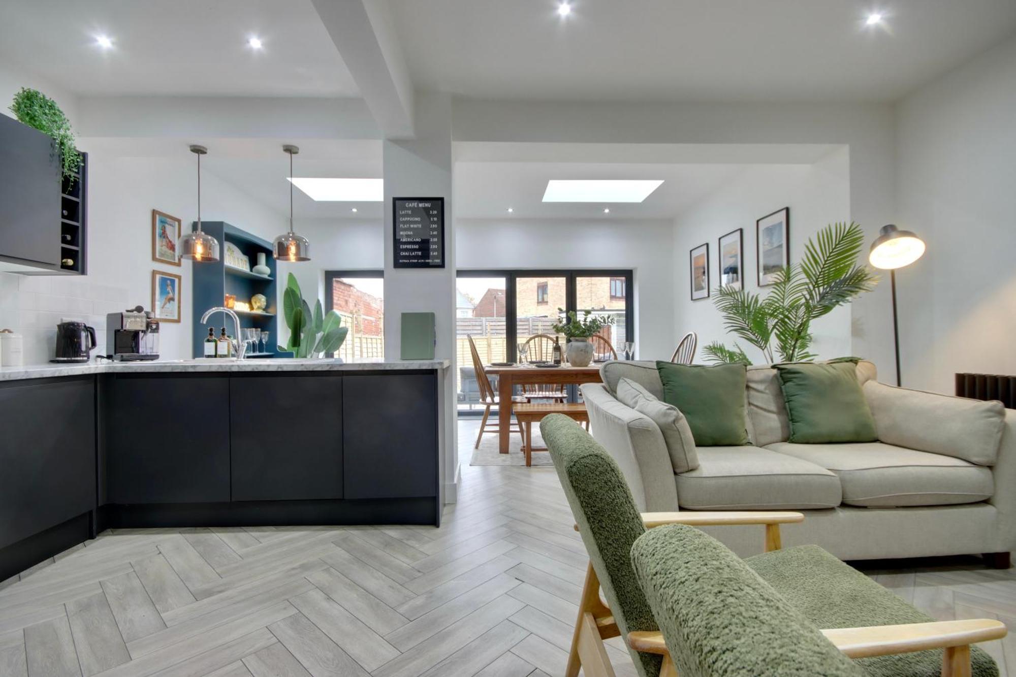 Clover Lodge Portsmouth Luxury Home With Off Road Free Parking エクステリア 写真